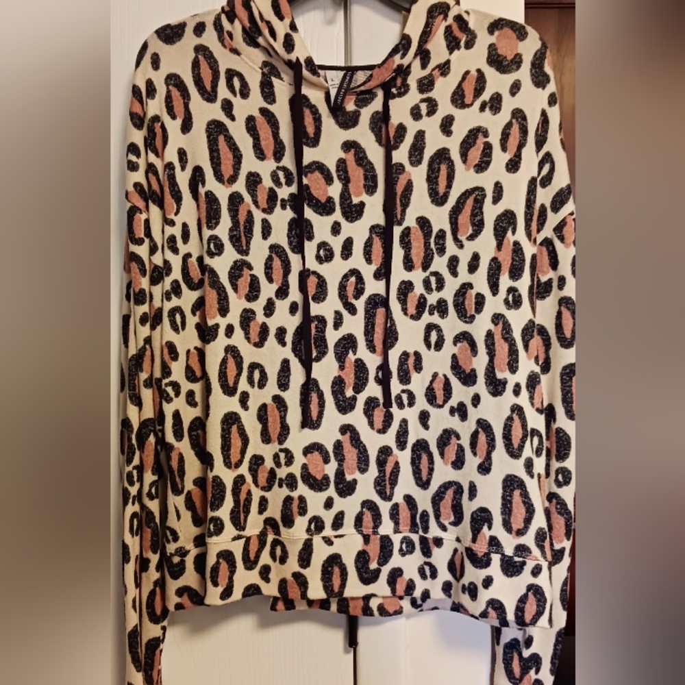 Loungewear Animal Print Hoodie, Size L